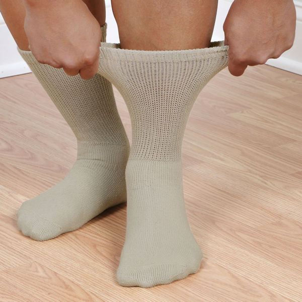 Product image for Buster Brown Men's Non-Binding Diabetic Crew Socks - 3 Pack
