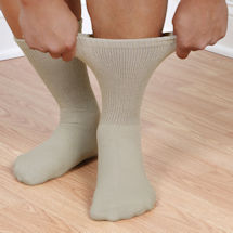 Alternate image for Buster Brown Men's Non-Binding Diabetic Crew Socks - 3 Pack