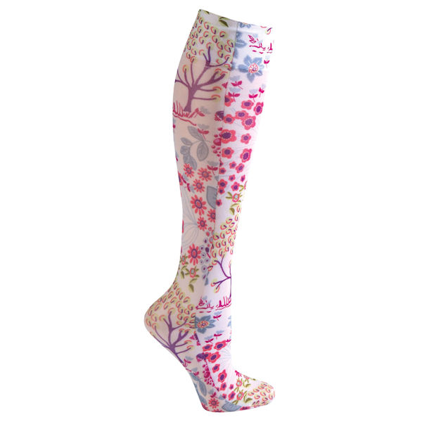 Compression socks for women with wide calves