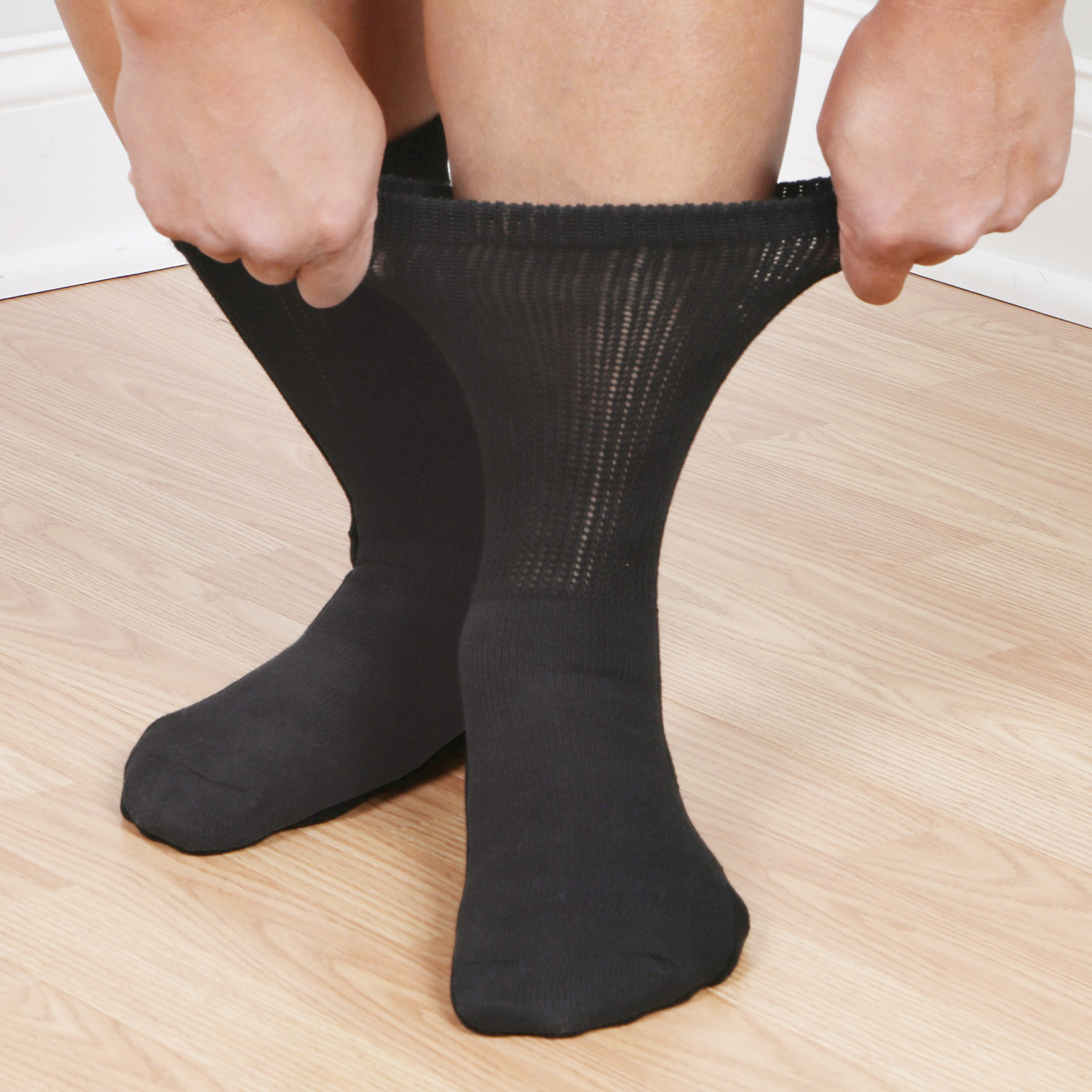 Buster Brown Men's Non-Binding Diabetic Crew Socks - 3 Pack | Support Plus